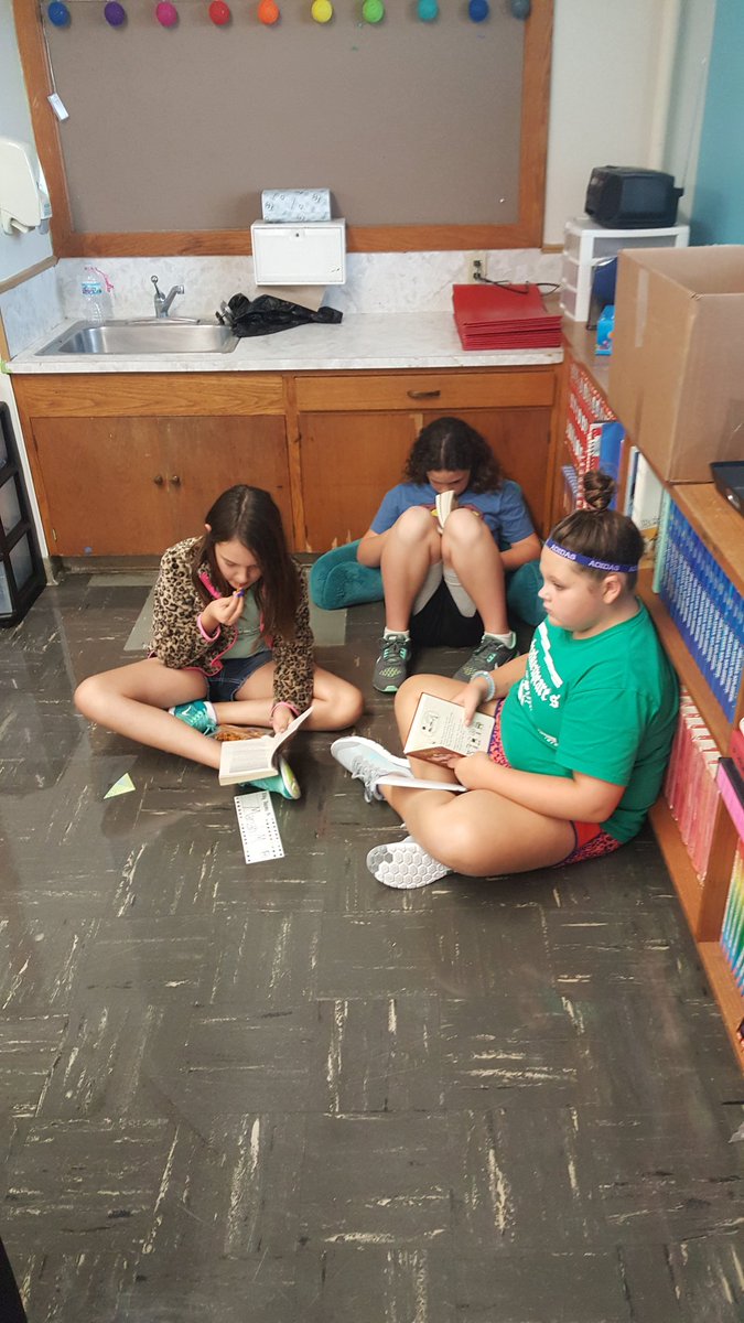 Howard_MH5's tweet photo. Sometimes all you need is a good book and a comfy cushion or pillow. Love their awesome reading habits! #mhchargers https://t.co/t7WzXqaCYY