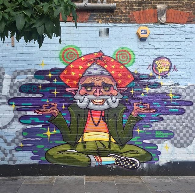 HubStreetArt's tweet photo. London #streetart by Cloakwork https://t.co/de2vTpSRj1
