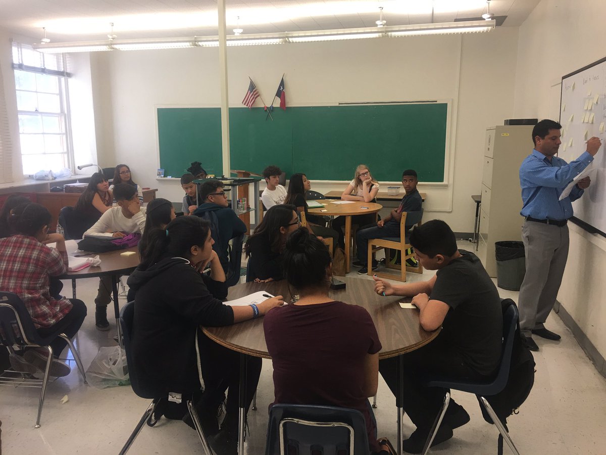 jsstevens88's tweet image. Day 2 #panthernt knows/ntk&apos;s building culture! @Panther_NewTech @iamepisd