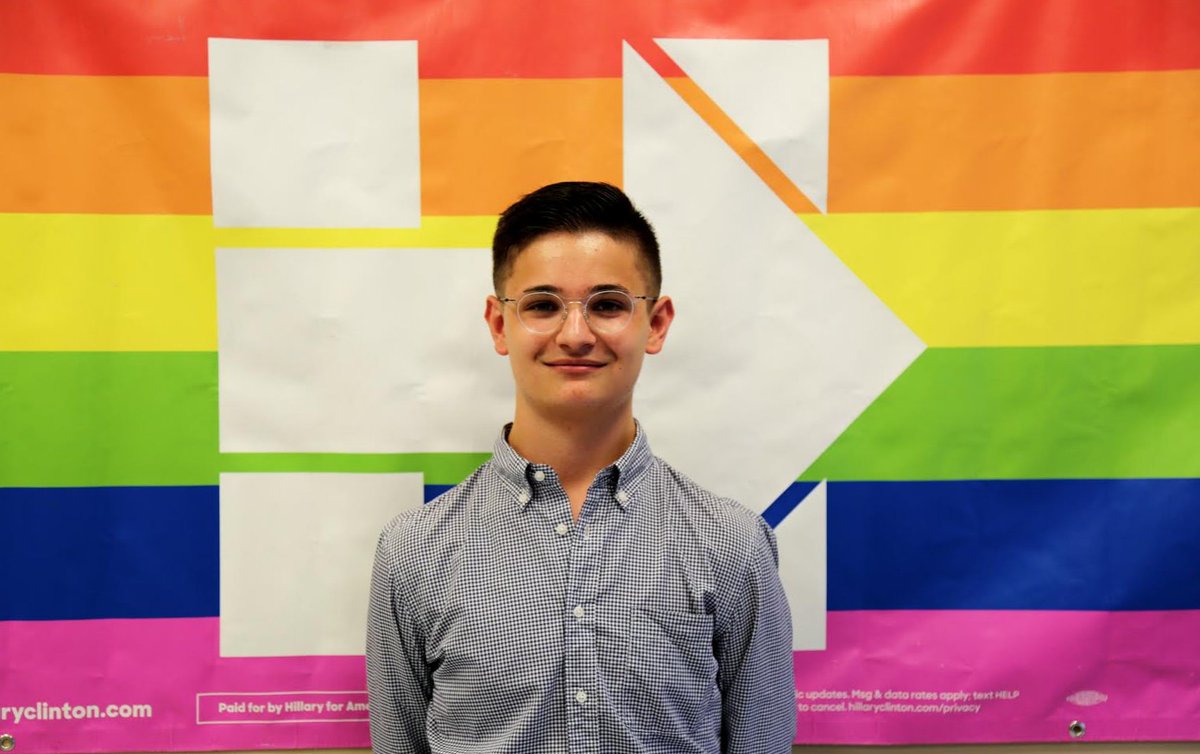 HillaryforOH's tweet photo. Reid, of Beachwood, is with Hillary because she's fighting for STEM fields &amp; college access: https://t.co/SuM3chC653 https://t.co/sjBlSBmPik