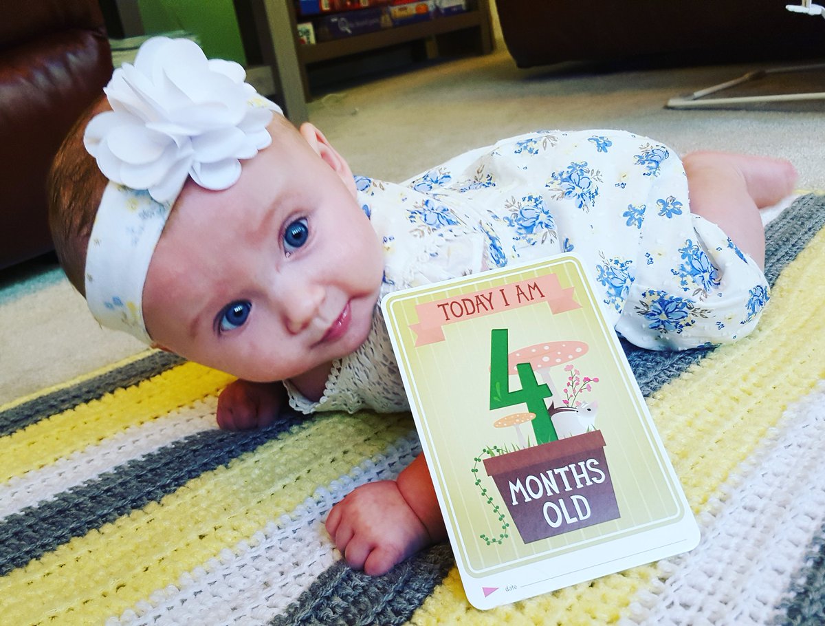 stopmomandroll's tweet photo. Our little cutie getting bigger by the day! #babypoppy #4monthsold #cutiepatootie https://t.co/rHDS58EOpL