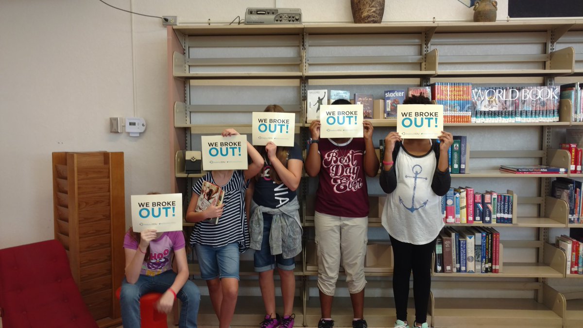 TomlinMSLibrary's tweet image. Awesome orientation today! Thank you @turner4edu for all your help. #breakoutedu  #hubofschool .