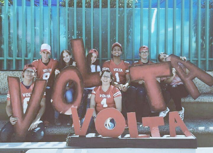 ColegioRegis's tweet photo. Felicidades a @VOLTA1617 por su presentacion el dia de hoy ! https://t.co/8sa5yz6Eyk