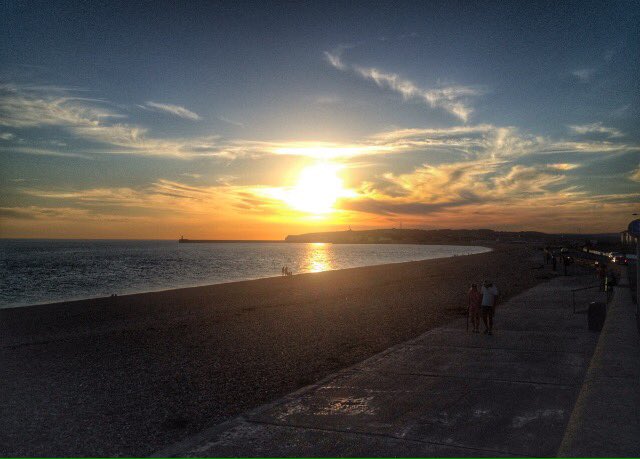 TimMcKenna01's tweet image. Sun setting over the Sussex cliffs. Three days to go... #cyclethecoast
