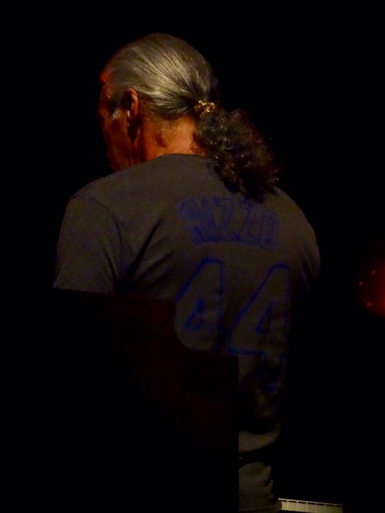 MMLampe's tweet photo. Boooom showing some love for @ARizzo44 ! ❤️ #44 ❤️#pearljam #PearlJamWrigley 🎶🎶 @Cubs https://t.co/KAYMny0QZR