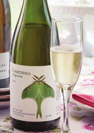 LCBO's tweet image. Pick of the Day: This new #VQA sparkling is made in #PrinceEdwardCounty by @lighthallvyard lcbo.me/2bDcwDE