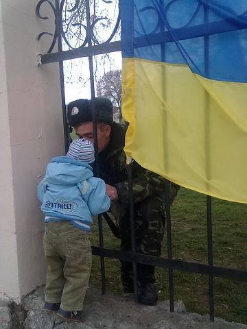 Боевики активно применяют тяжелое вооружение на мариупольском и донецком направлениях: Зайцево, Красногоровку и Талаковку обстреливают из 122- и 152-мм артиллерии, - пресс-центр АТО - Цензор.НЕТ 3649