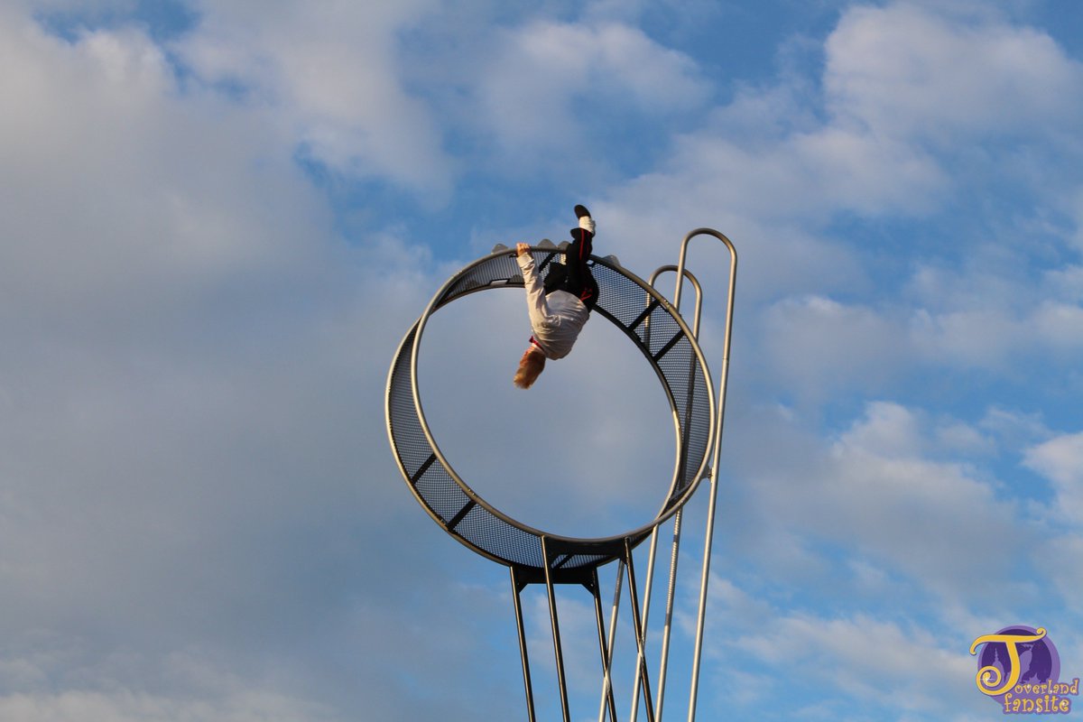 toverlandfans's tweet photo. Eerste inversie attractie in #Toverland. #BelloNock #wheelofwonder https://t.co/yXjI38c01F