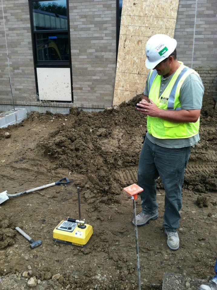 MT <a href="/AgileFrameworks/">Agile Frameworks, LLC</a> Field personnel using @MetaField for density testing data entry on a project in Minneapolis!