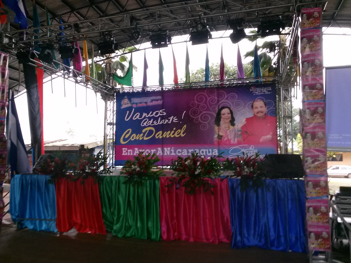 silva_harvy's tweet photo. #DanielyRosario2016 #NuevaGuinea te respalda por #AMOR A NICARAGUA #Apertura2016 #FSLN https://t.co/B3kd7yiLe3