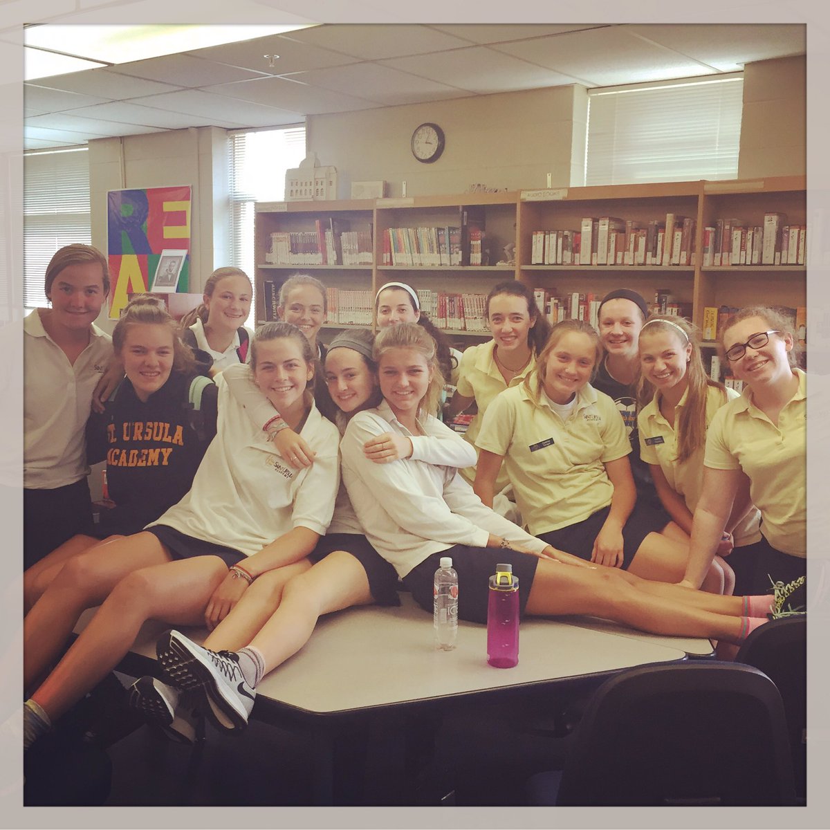 SUACounseling's tweet image. Our fabulous @SUABULLDOGS #APCompSci class ready to go! #WomenInTech #GirlsWhoCode