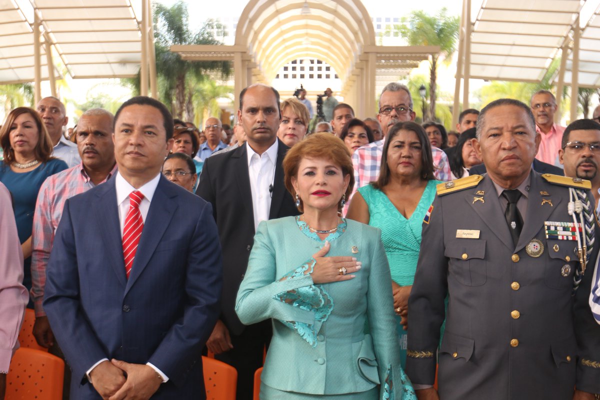 defilo's tweet photo. -SanJuan- @YomairaMedinaS ofrece memorias de gestión legislativa y social desde @DiputadosRD https://t.co/53adQya8yI https://t.co/MAY4A98JKc