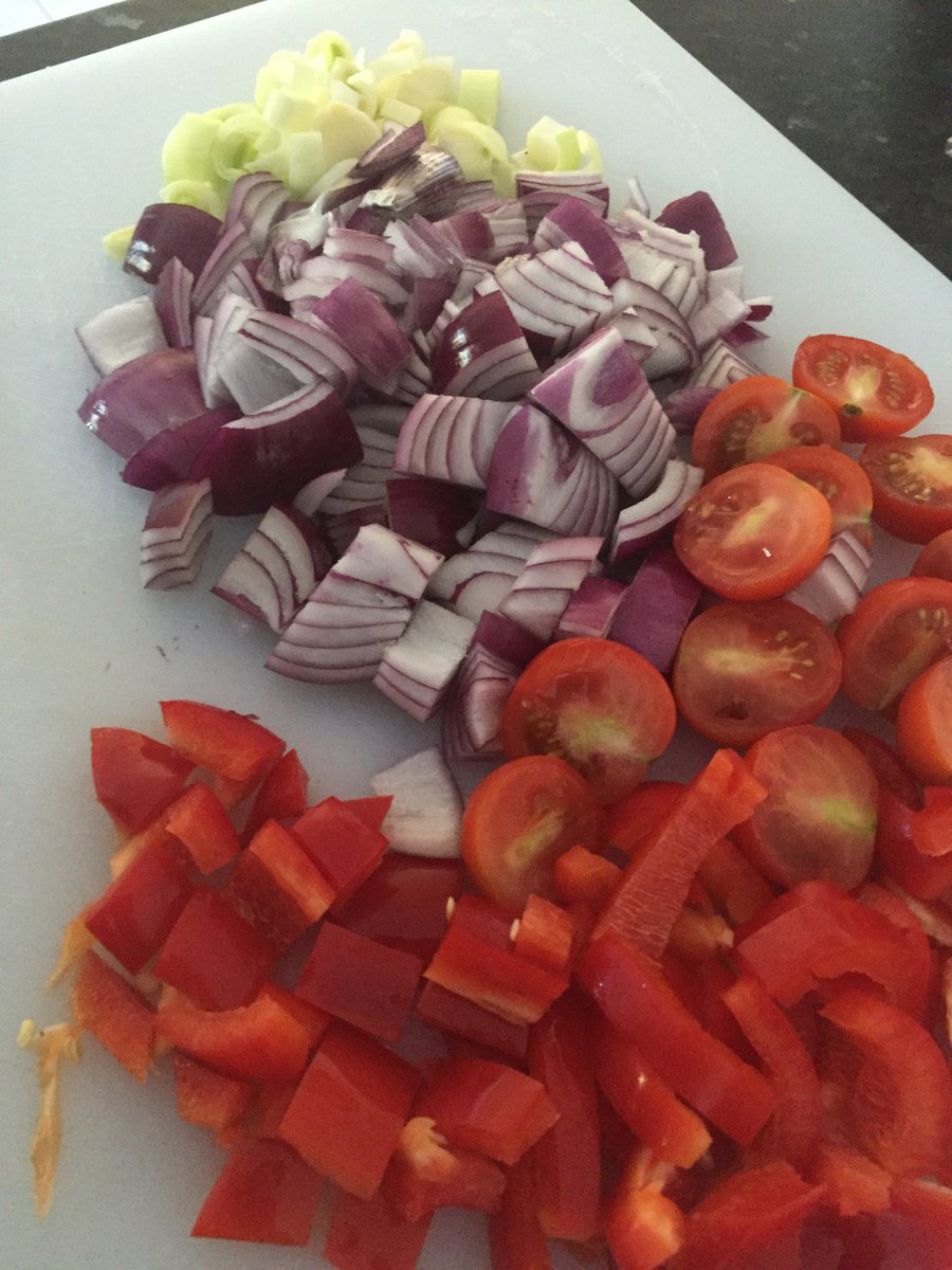 muddykitchen's tweet photo. Ok lets try this again https://t.co/L56toaMfH9 https://t.co/DHb7d4lX1Z