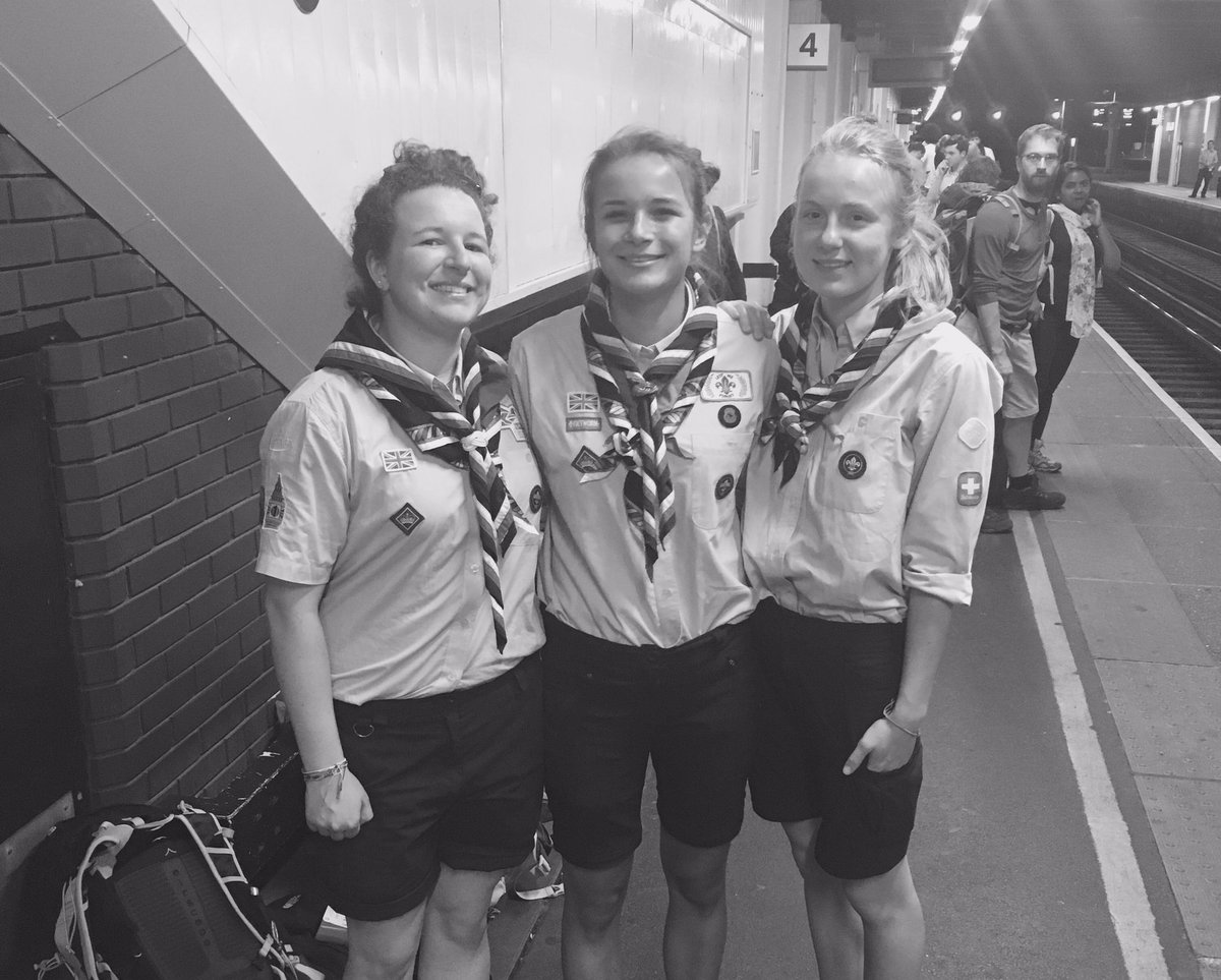 Londons_network's tweet photo. Fab two weeks in Ireland completing our explorer belt expedition - huge thank you to @ScoutingIreland #nearlyhome https://t.co/KuBpiAhhnC