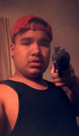 MacArthurRoast's tweet photo. @danielr214 This dude really loves showing off his BB guns Lmfao!! https://t.co/oUkRf6VJyu