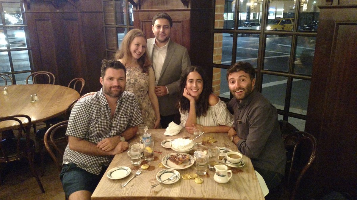 BrooklynMariya's tweet photo. Just had the best ani dinner w/ @OnTheMarkh when we met @vincentpeone and @joshruben who are the absolute coolest! https://t.co/RODhpydN9z