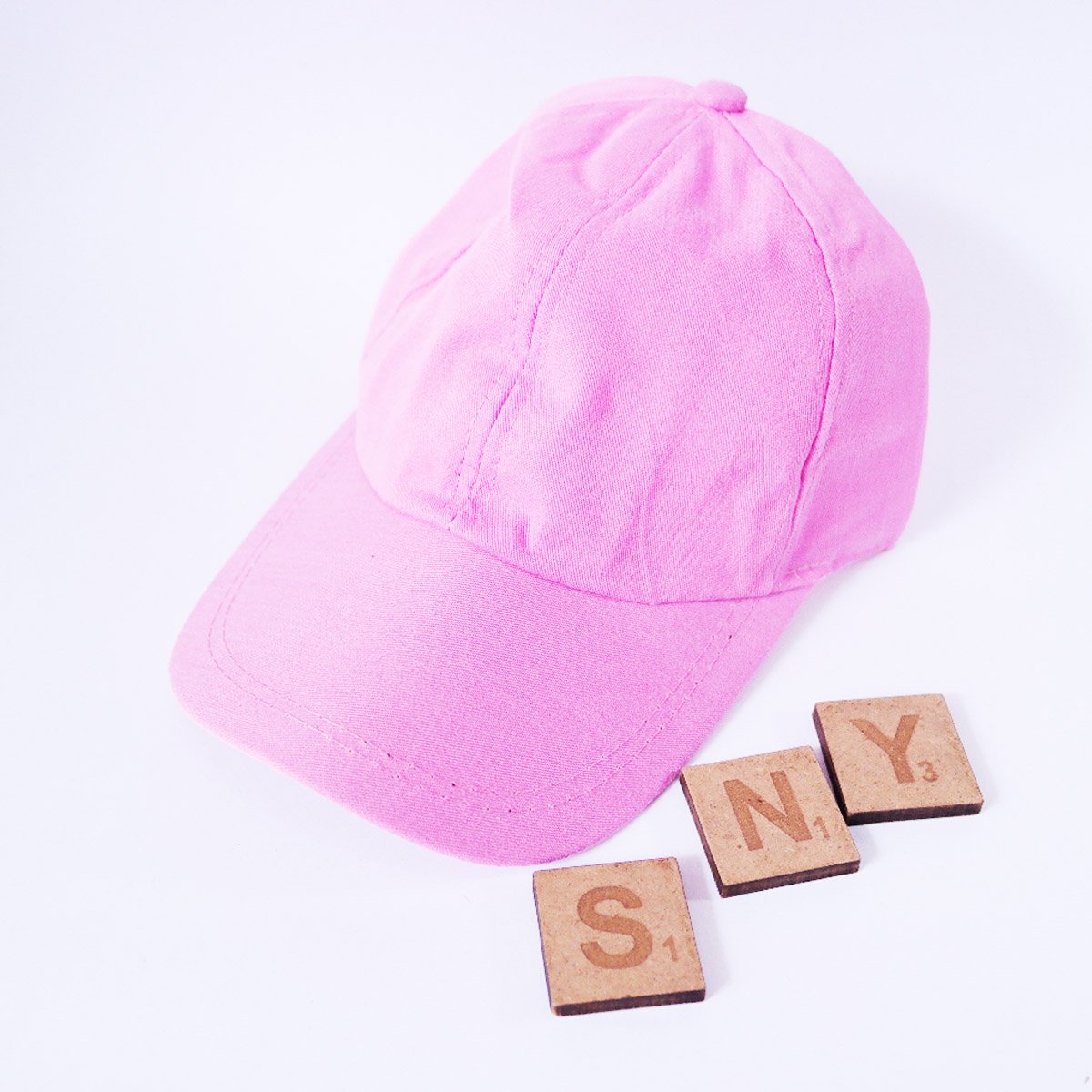 _SonyaShop's tweet image. Ready stock baseball cap polos 25rb. Bahan twill. Harga belum ongkir.