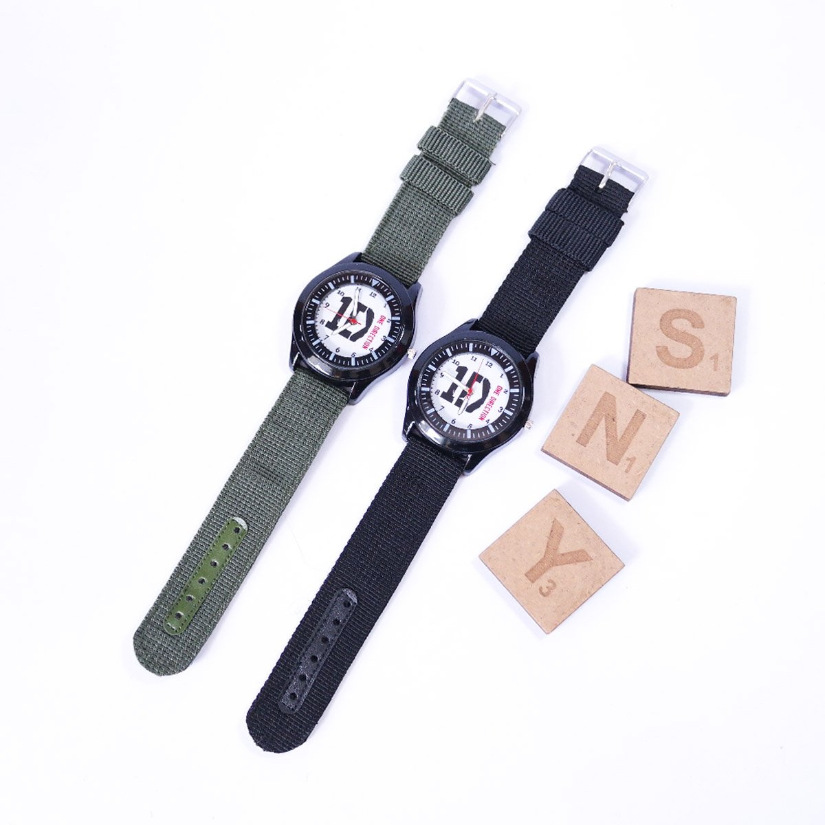 _SonyaShop's tweet image. Ready stock jam tangan fandom 40rb brlum ongkir.