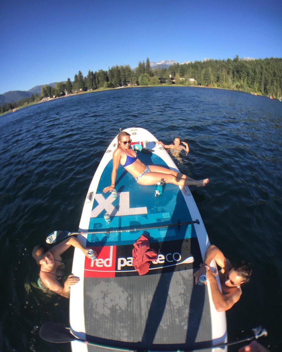 All about that float life 📸 <a href="/s_beattie/">Sam Beattie </a> // board <a href="/RedPaddleCo/">Red Paddle Co</a>  Ride XL on Alta Lake, Whistler