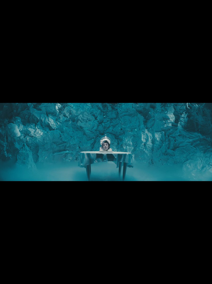 TimBurtonsAIice's tweet image. I LOVE THIS. TIM BURTON VIBES #TagYoureItxMilkAndCookies