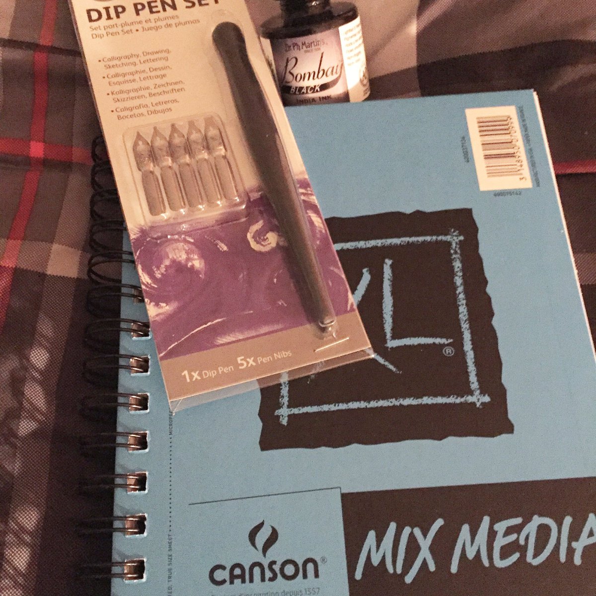 mojica_keyla's tweet photo. #inktobermaterials I'll add paintbrush, #gelliroll and a fine liner probably. I ❤️inktober https://t.co/IExnLHJnpX