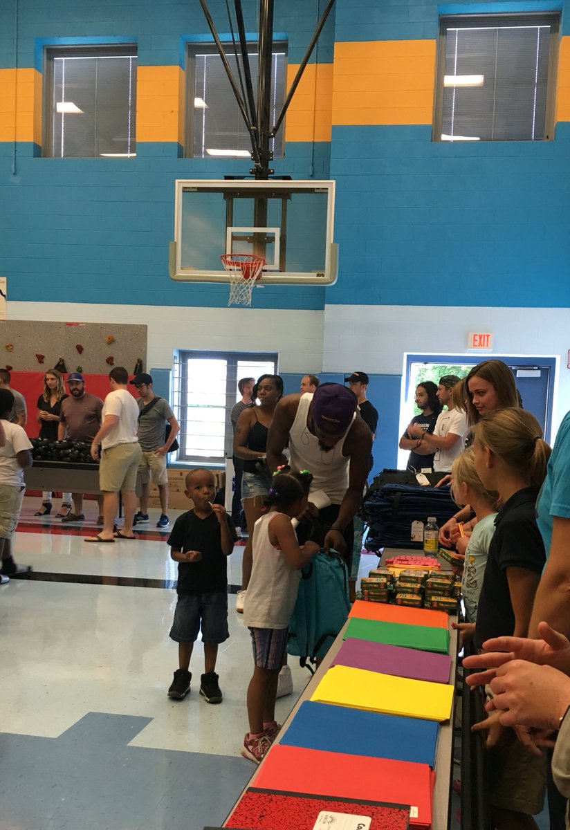 MissWilsonRm26's tweet photo. Backpack + school supplies giveaway! #bekindspreadjoy #bethegood https://t.co/wsufOGqTUy