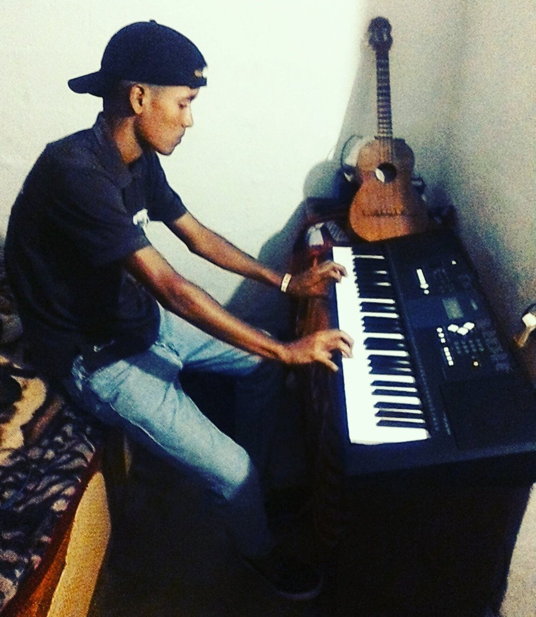 wockmy13's tweet photo. Music 💣 #jdoficial https://t.co/bA0v5WKi6Q