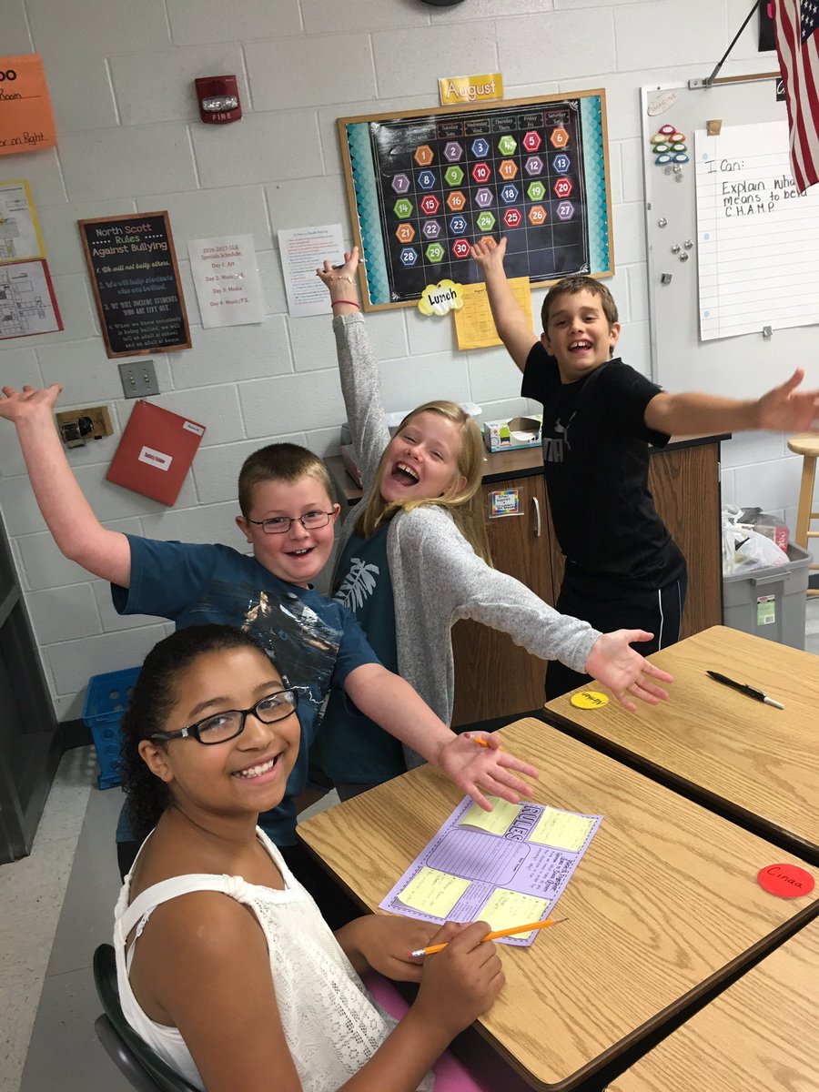 Mrs_Lilly5's tweet photo. Happy first day @EdWhiteElem! Wonderful day in 5LG! #LifeIsGoodIn5LG #NSfirstday https://t.co/CUPLdecMHQ