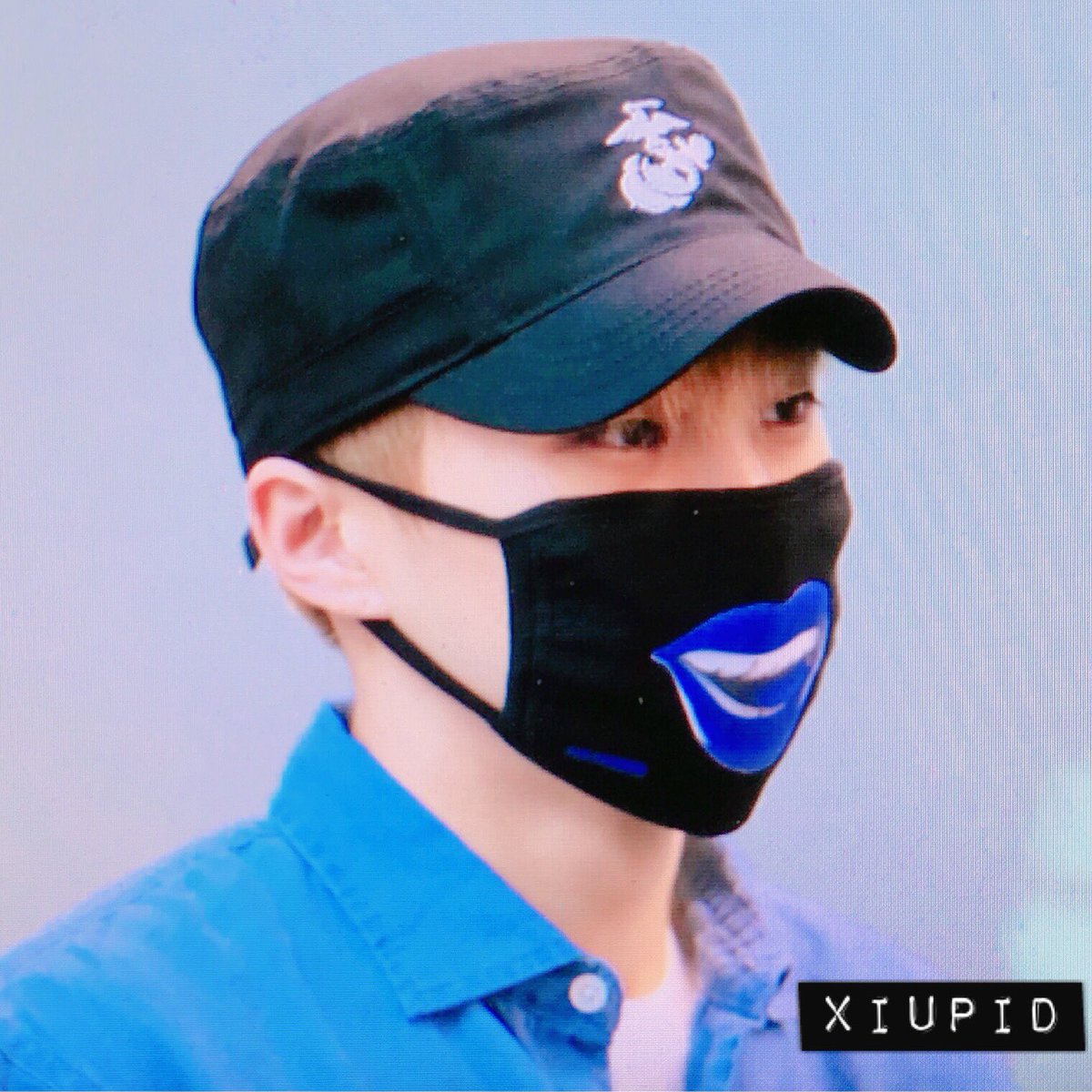XIUPID's tweet photo. 160824 인천공항 출국 #시우민 #XIUMIN
오늘도 조심히✈️ https://t.co/TwvwRxo4Yu