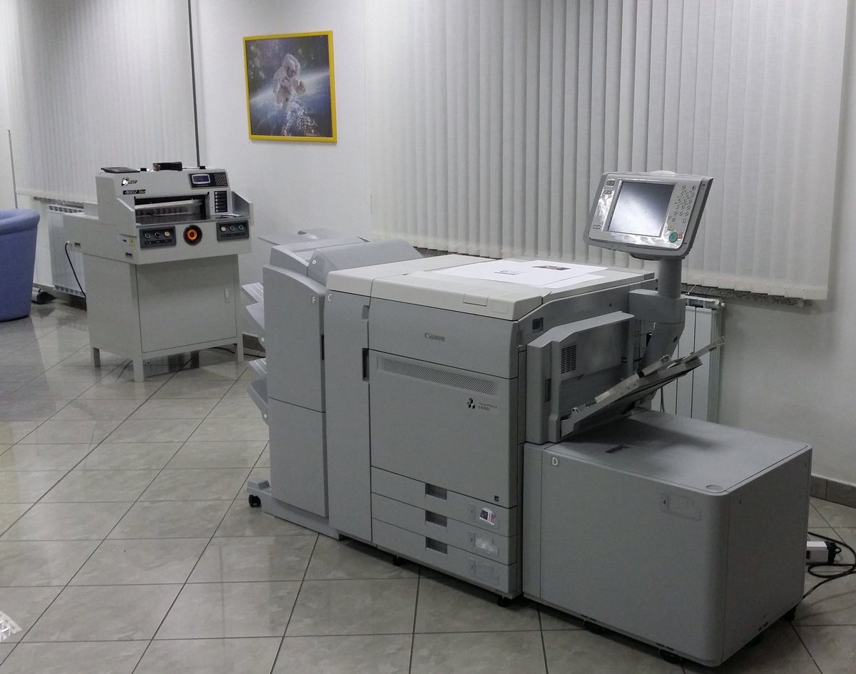 EmiDesign_'s tweet photo. A #Behindthesceen look of our shop. Ready for some serious digital laser #printing. Inquiries on info@emidesign.si https://t.co/x7YQ7WAYgy