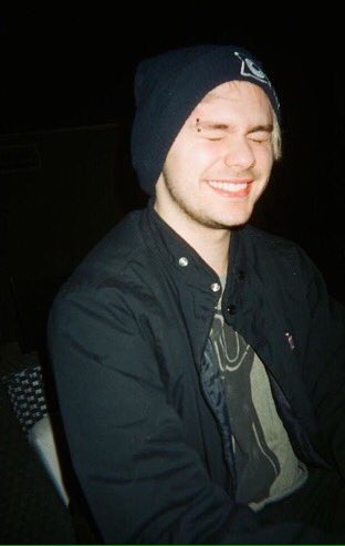 mukethingsus's tweet photo. Whenever I'm feeling low this guy makes me so happy. I'm so thankful for Michael, protect him at all costs :) https://t.co/L1PpKU3EwQ