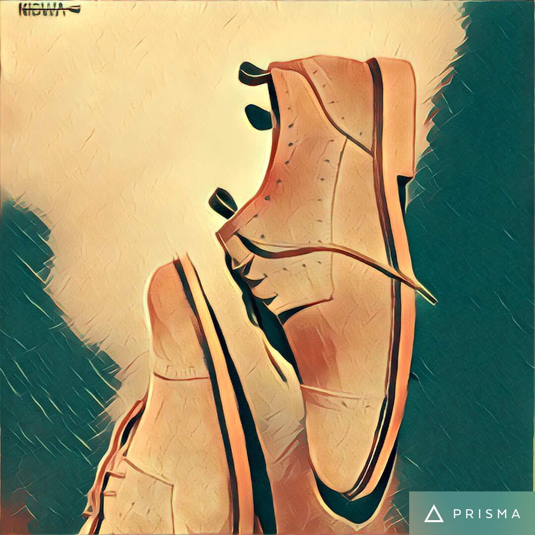 Kiowa_Ec's tweet photo. Vendemos zapatos, vendemos arte, vendemos #ExperienciaKiowa https://t.co/IqTKwCdEvs