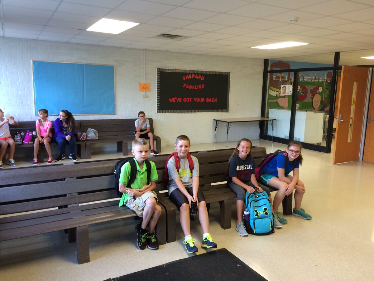 NorthScottASES's tweet photo. Welcome back! Have a wonderful first day of school students and staff! #NSfirstday https://t.co/cEJ6B3iKHi
