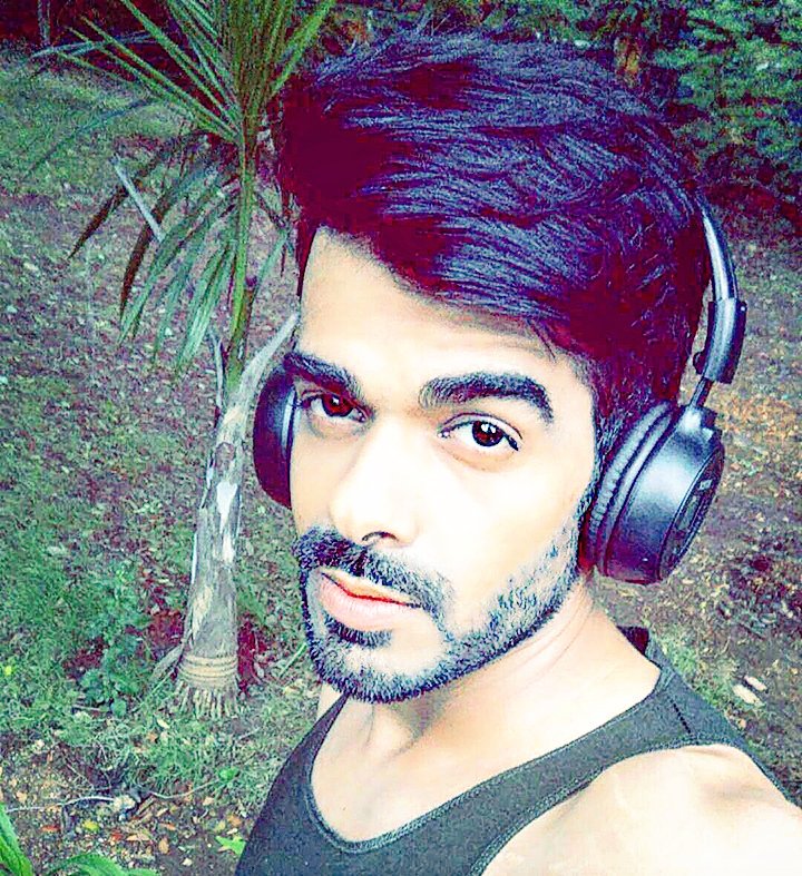 Charuhaas1507's tweet photo. #Mumbai #monsoon #music #rain #jungle #goregaon #goodmorning #walkinrain #wednesday https://t.co/3y6OR3JsCn