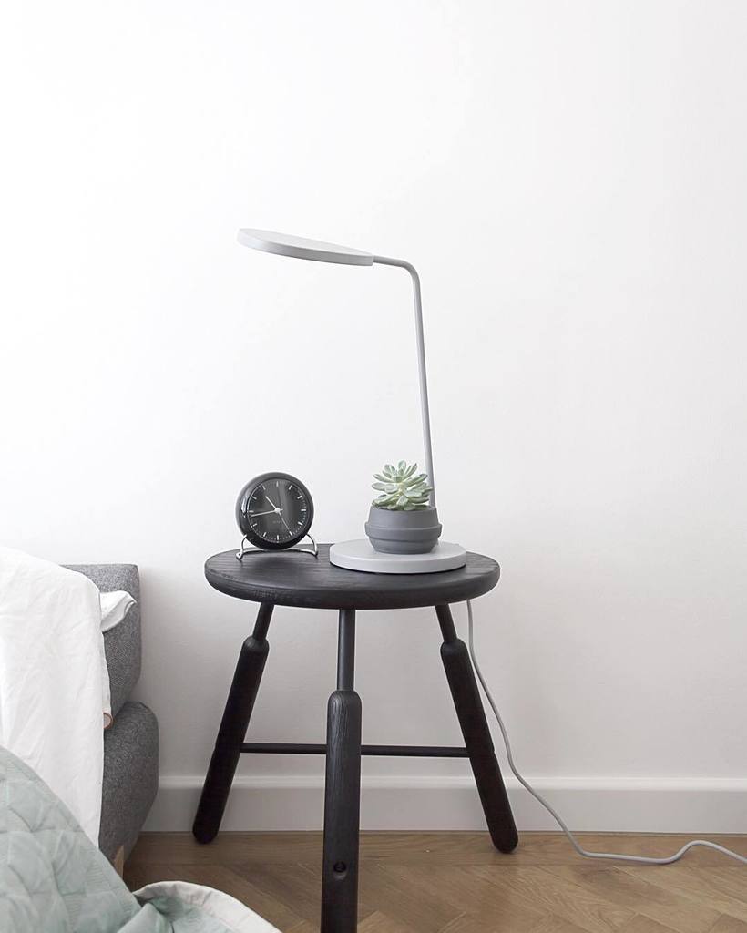 Coco_Lapine's tweet photo. Bedside 
#latergram #muuto #wouddesign #rosendahlcph #andtradition #haydesign https://t.co/1cpJgY1uom https://t.co/UF4VzjJJXH