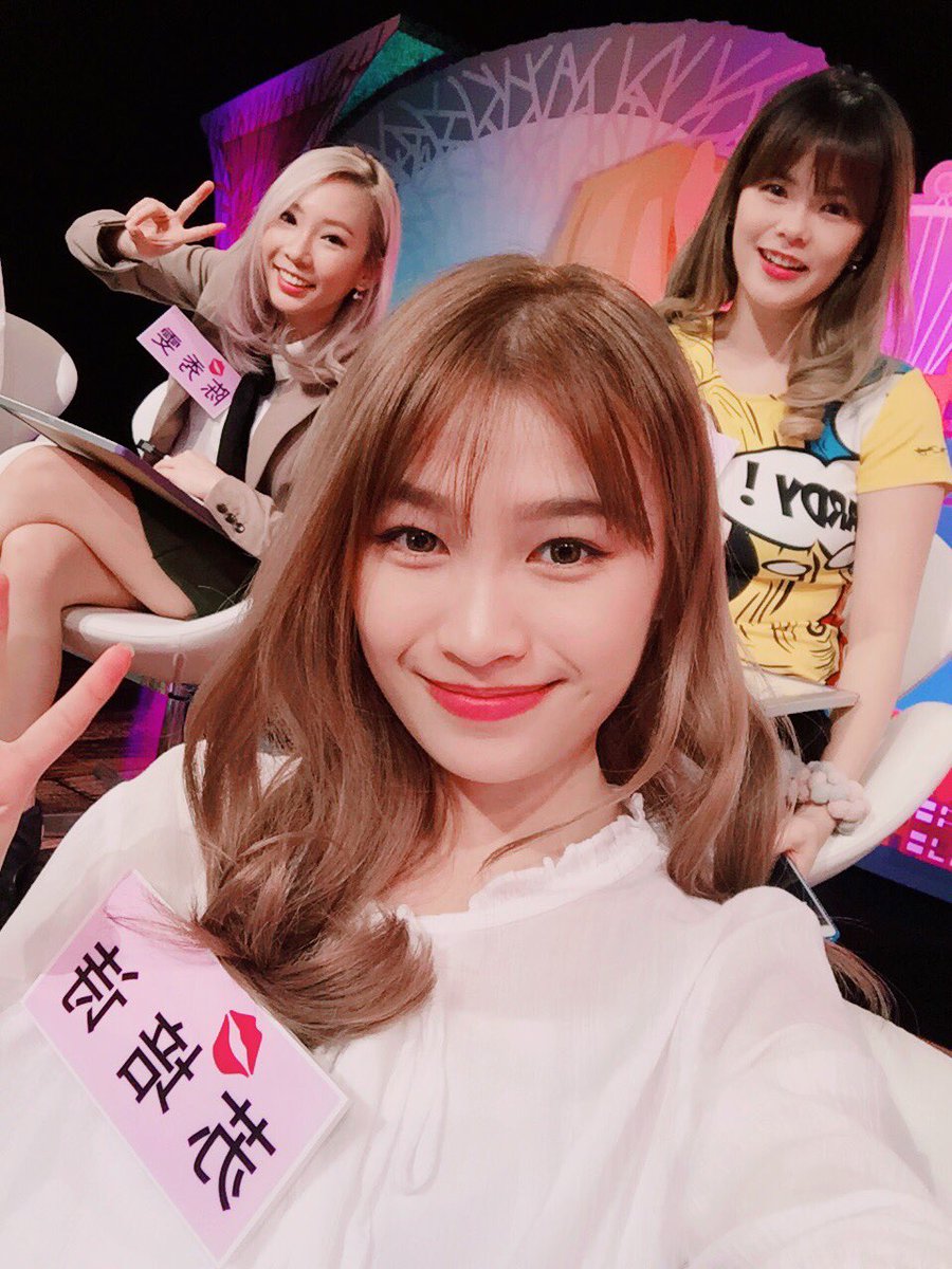 Today for a nerve-wrecking first time on a China talk show 😂