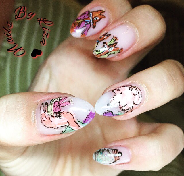 #BFG  #fantasticmrfox #handpainted #nailart <a href="/IBDNailsUK/">IBD Nails UK</a> <a href="/becreativenails/">Be Creative</a> #acrylicpaint #nailartpen <a href="/sambiddle/">Sam Biddle</a>