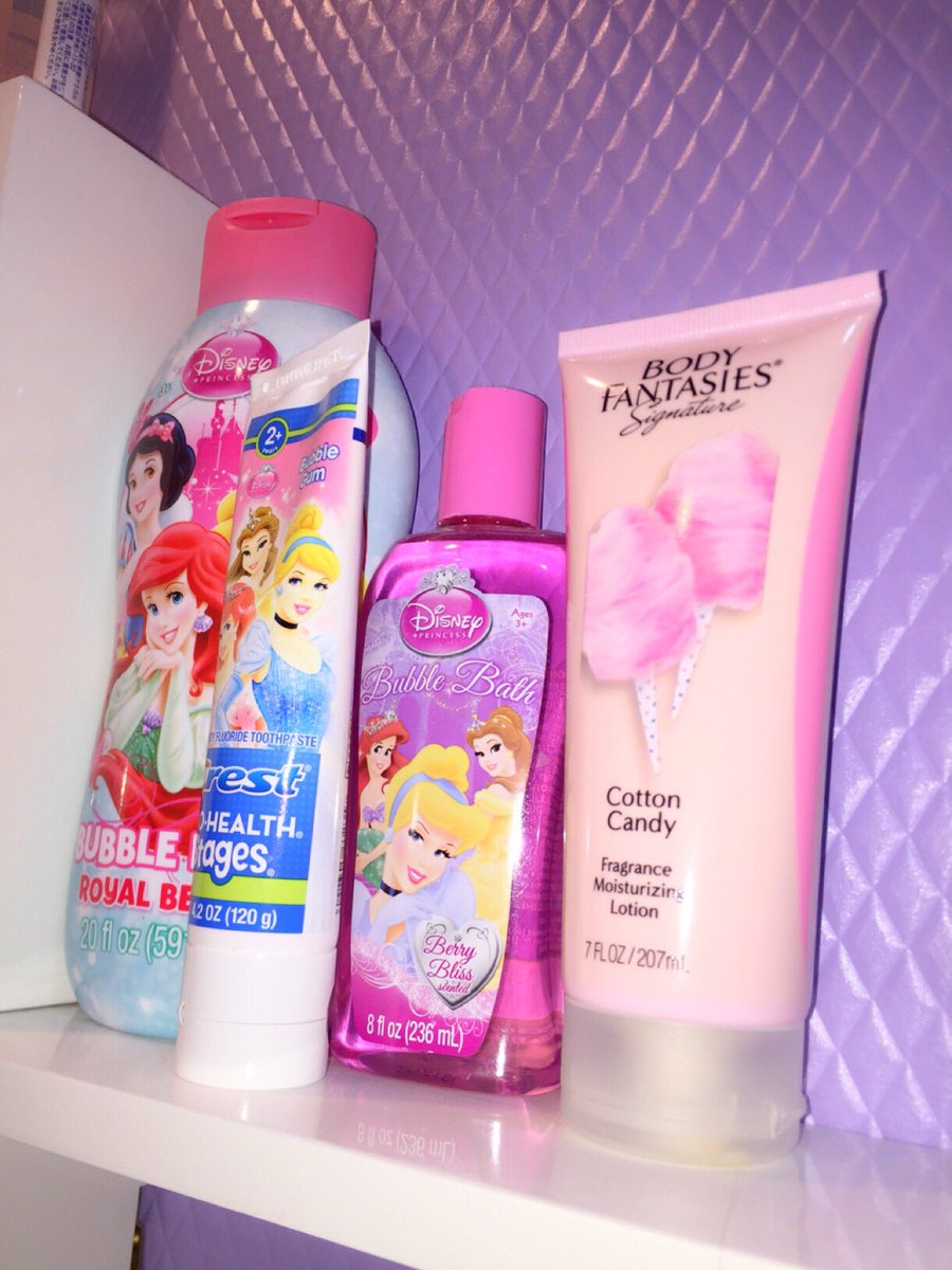 Peco Okuhira Tetsuko در توییتر わたしたちの家のバスルーム Guamで買ったかわいいボディクリームとかいろいろ置いてあるけど やっぱりいちばんのお気に入りはpeco Clubのカップケーキバスマット Peco Okuhira Tetsuko در توییتر わたしたちの家のバスルーム Guamで買ったかわいいボディクリームとかいろいろ置いてあるけど やっぱりいちばんのお気に入りはpeco Clubのカップケーキバスマット