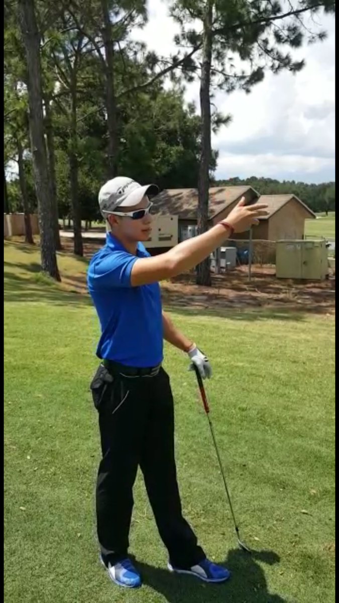 iainGLT's tweet image. Filling in the growth mindset test and play shots while talking out their thoughts @BishopsGateGA #assessmentweek