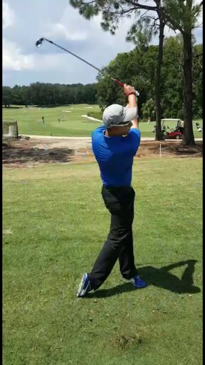 iainGLT's tweet image. Filling in the growth mindset test and play shots while talking out their thoughts @BishopsGateGA #assessmentweek