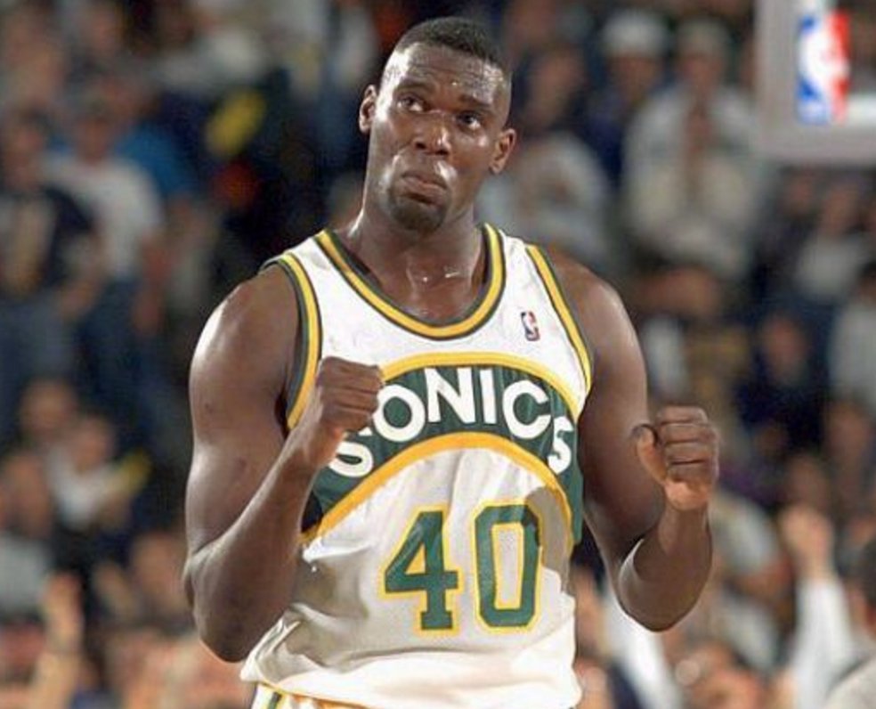NBAGalleries's tweet photo. Top 25 NBA Players of the 1990’s

https://t.co/mb5nbEqqWq

#16. Shawn Kemp

#6. Charles Barkley https://t.co/7DHr0votdS
