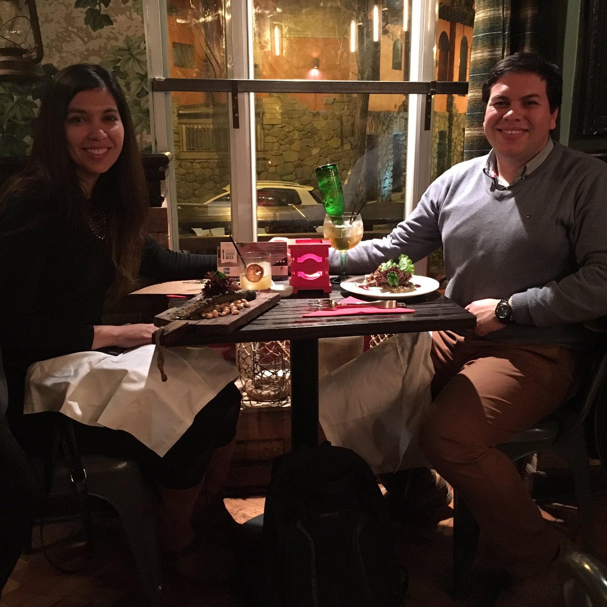 sebacardenas's tweet photo. Amamos el @StgoDiningWeek #SantiagoDiningWeek sobre todo en @twrstgo rica comida, buen ambiente...y en pareja más! https://t.co/orvyzscqPx