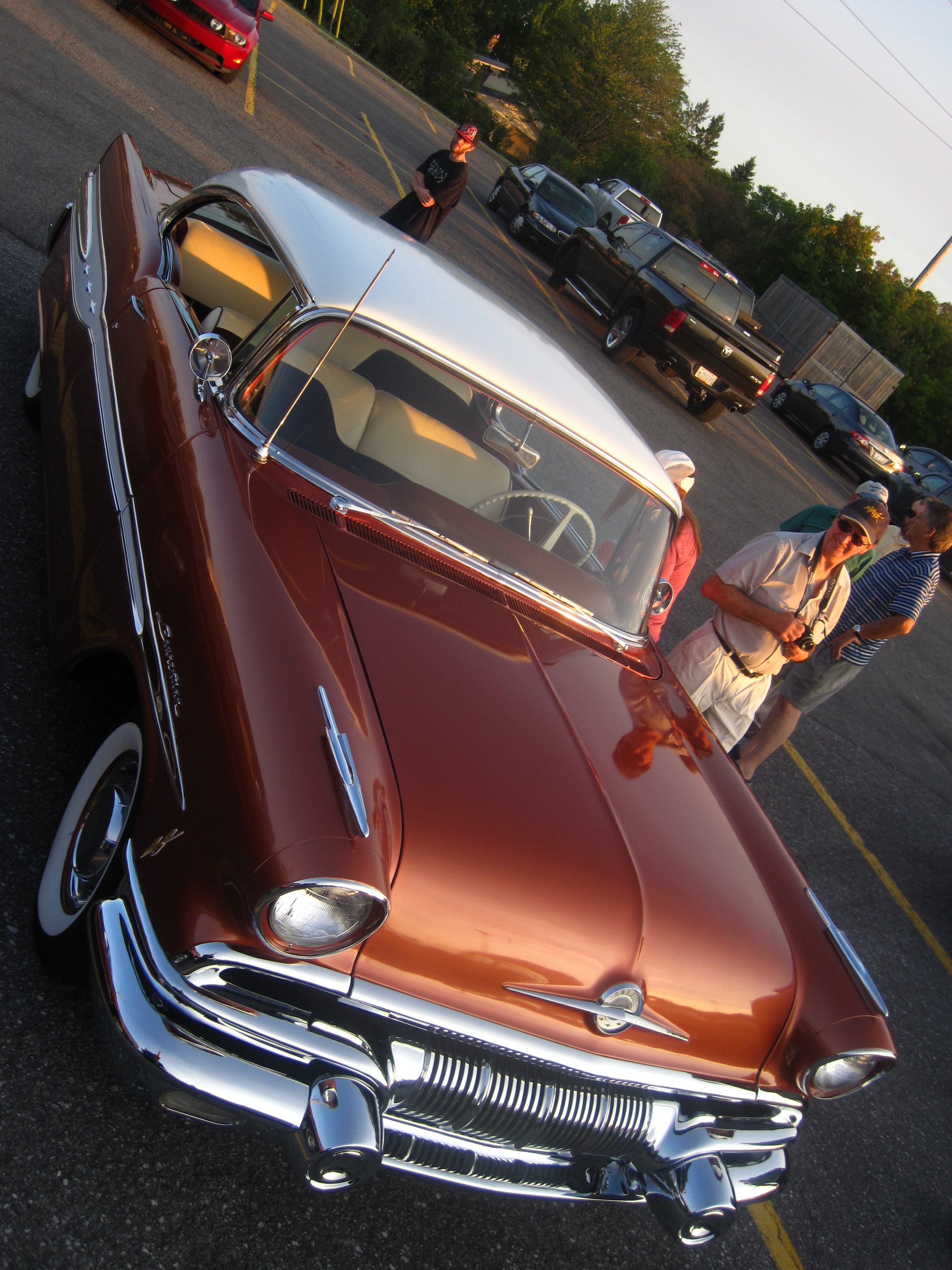 Steve Brandon Kanata Cruise Night 1957 Pontiac Laurentian Catalina Gm Ottawa Car ポンティアック ローレンシャン カタリナ オタワ アメ車 自動車 T Co E6iszxrn7l Twitter