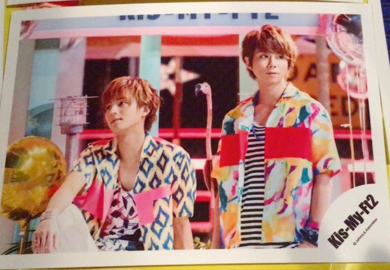 __sayayan_Lu4e's tweet photo. ジャニショ 新写真(8/24)
シャララMVオフショ
藤ヶ谷太輔
北山宏光
藤北

1枚ずつ

#キスマイ
#ジャニショ https://t.co/FxKmUHI6UG