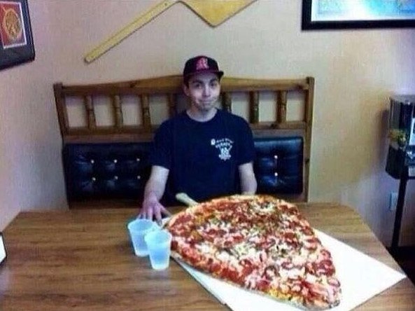 다이어트 중이니 한조각만 먹어야지~