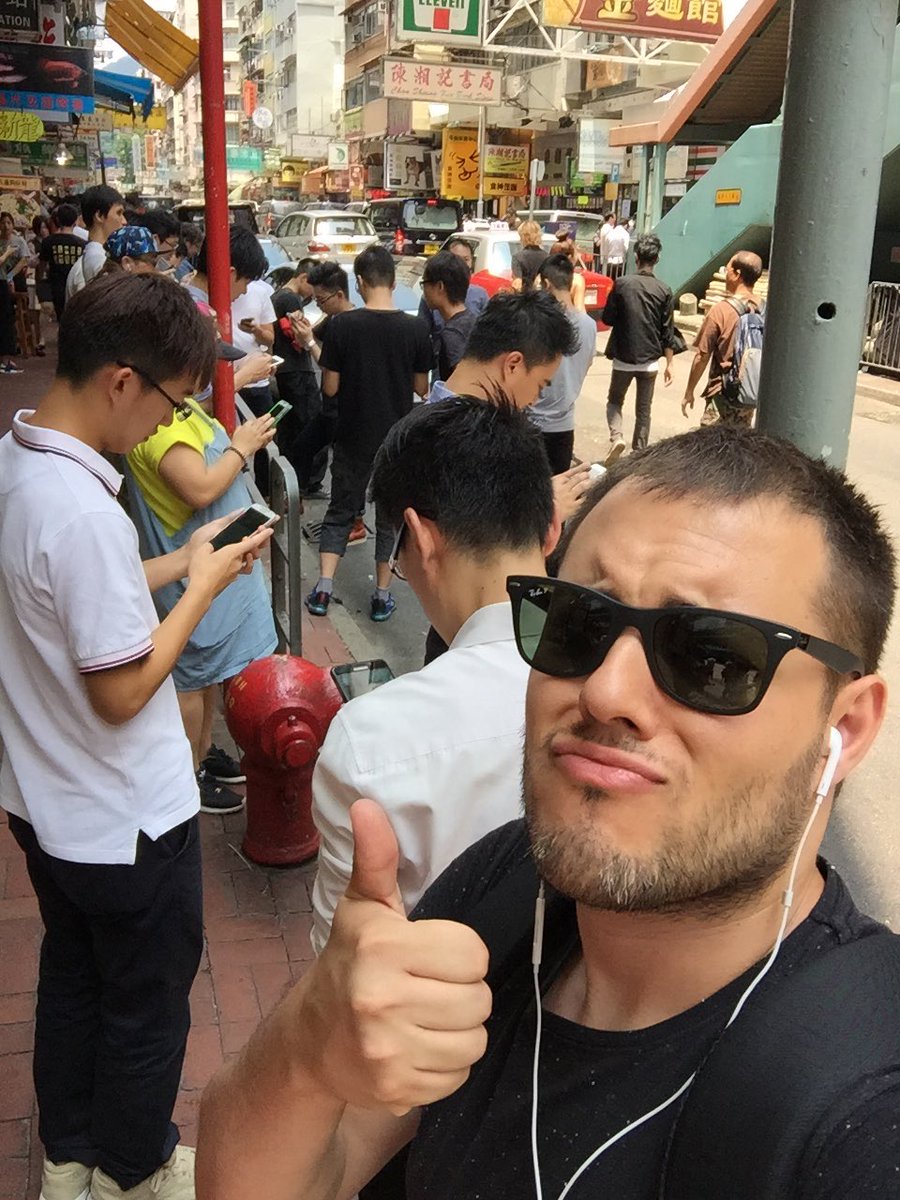 rushsmith's tweet photo. hong kong mejora a media que pasan las horas https://t.co/yoUEEtImjS