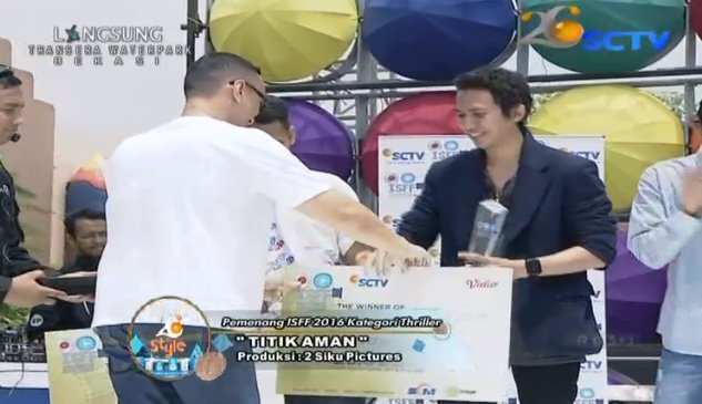 SCTV's tweet photo. Selamat ya untuk para pemenang #ISFF2016! #26StyleFinalBattle https://t.co/PvuSaswYo5