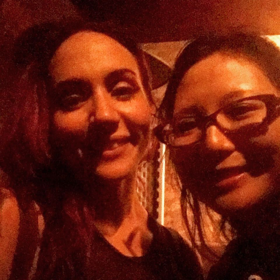 SurelyLorraine's tweet photo. Took a quick break from recording tonight to support my friend @ninadiazmusic &amp; her #Headb… https://t.co/UvgbGcBE6A https://t.co/dD8aWqKDUG