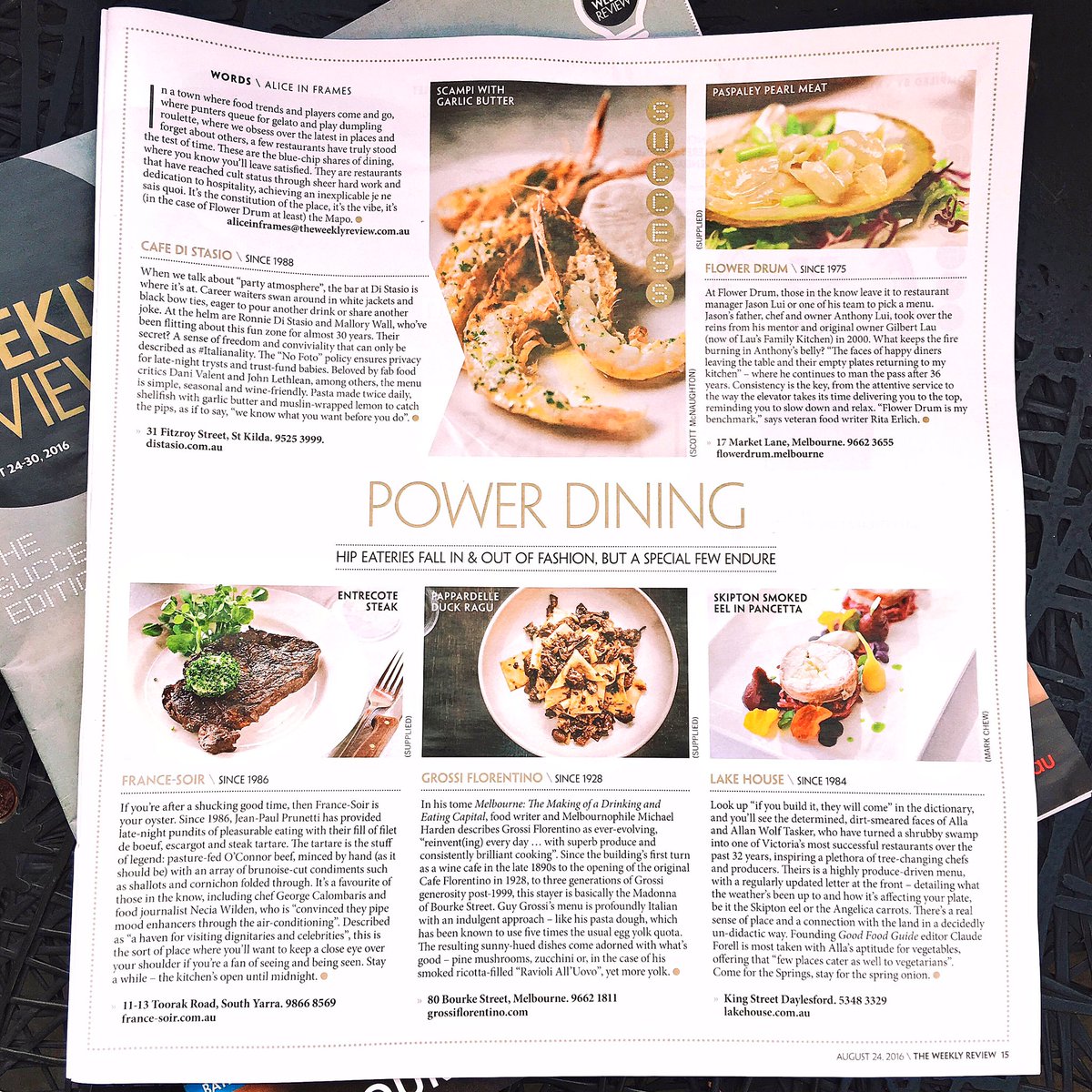 This week! In <a href="/theweeklyreview/">The Weekly Review</a>!
With <a href="/LisaMessenger/">Lisa Messenger</a> on the cover 👸🏼
I explore 5 of Victoria's dining institutions ✨