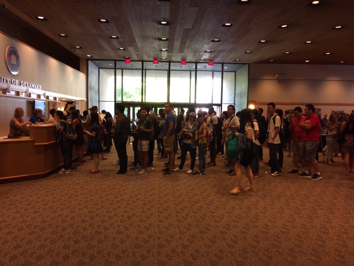 UDGradStudents's tweet photo. What a turn out! #udgradstudents https://t.co/C7xsbUsduR